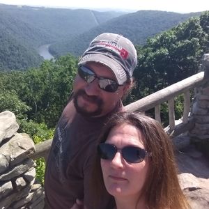 Meet your Posher, Dixie